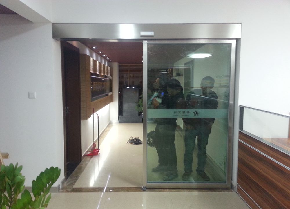 办公室单开平移自动门设计